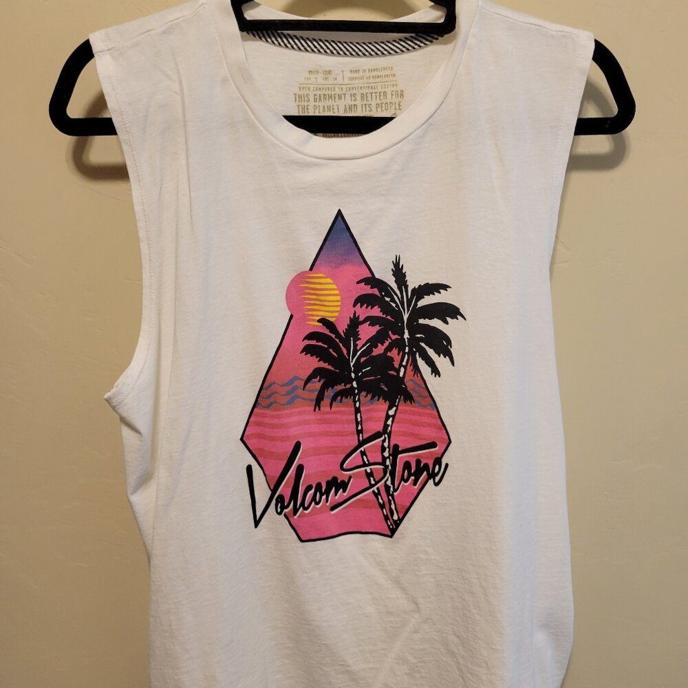 Volcom tank
